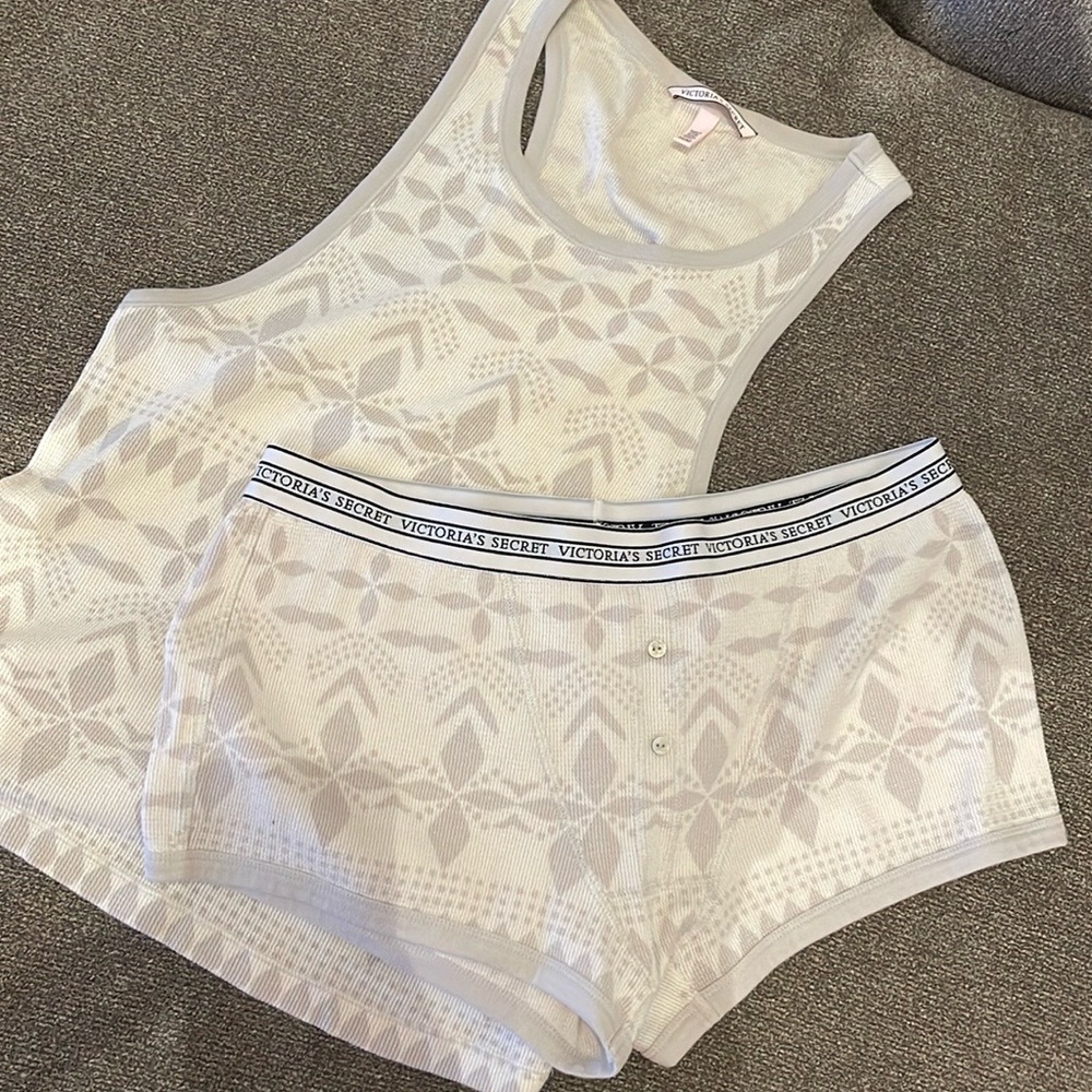Victoria’s Secret pajama set
